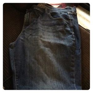 “The flirt” style jeans